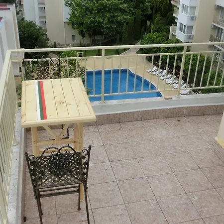 Апартамент Panoramic Sea View Crown, Pools And Beach, Свети Влас